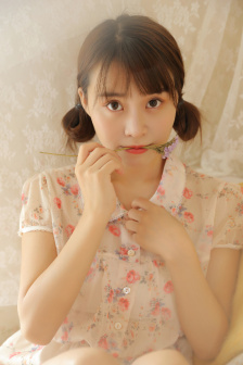 泳池里强摁做开腿呻吟漫画视频